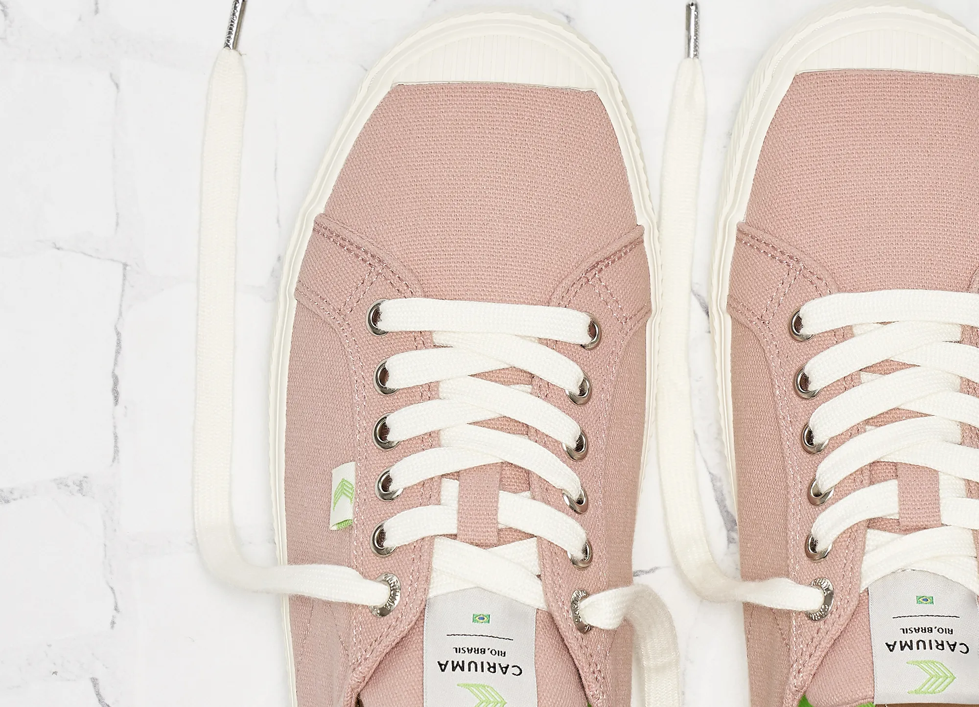 OCA Low Rose Canvas Sneaker Women