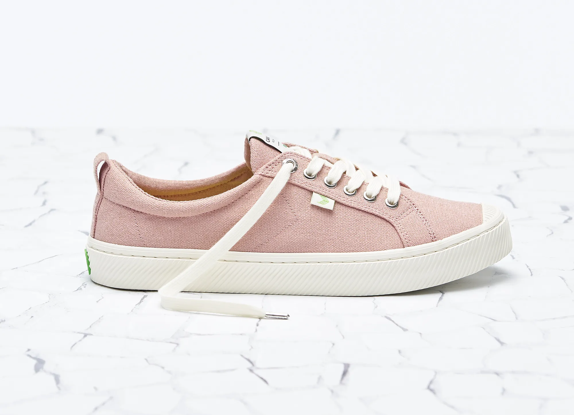 OCA Low Rose Canvas Sneaker Women