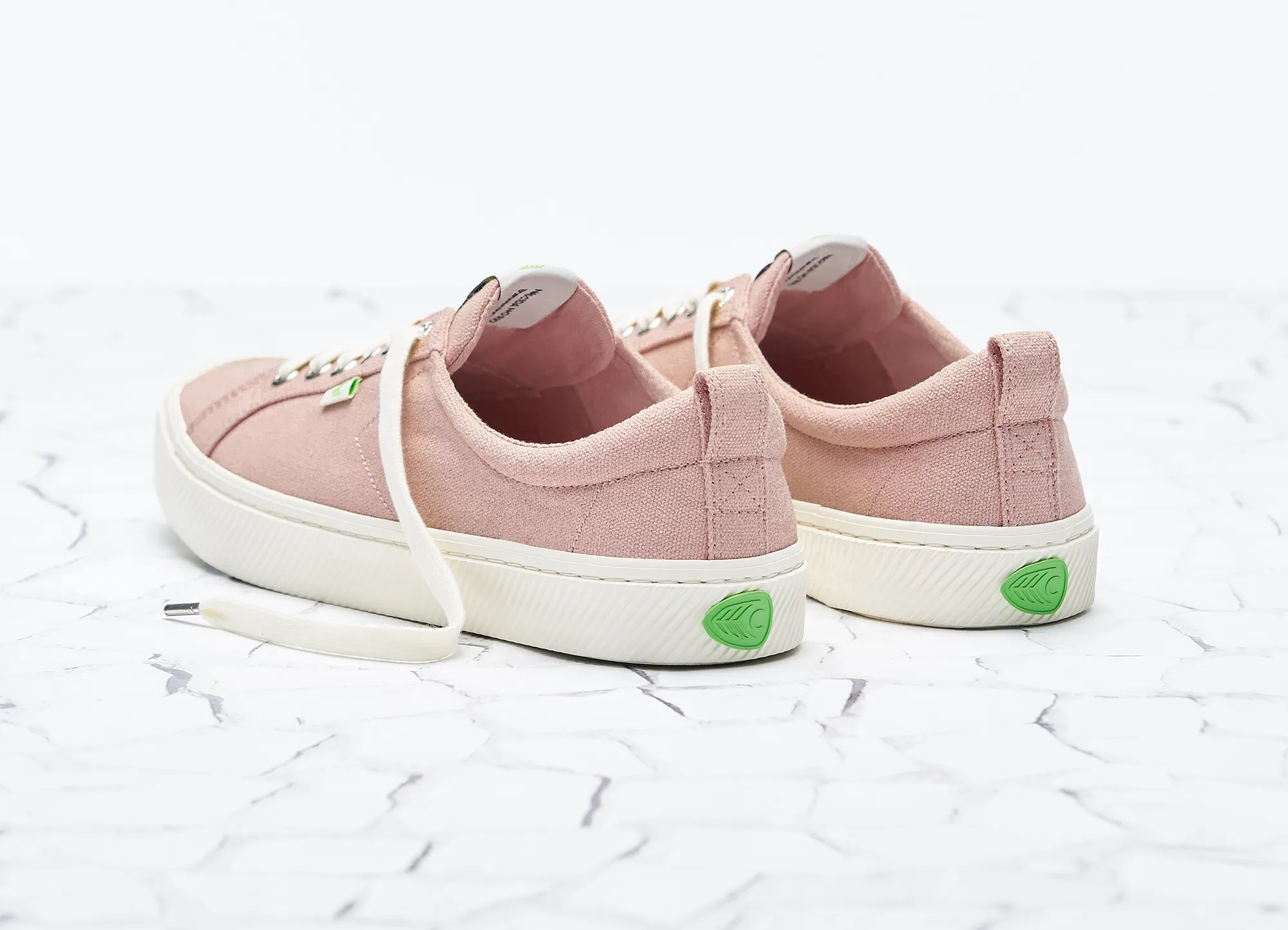 OCA Low Rose Canvas Sneaker Women