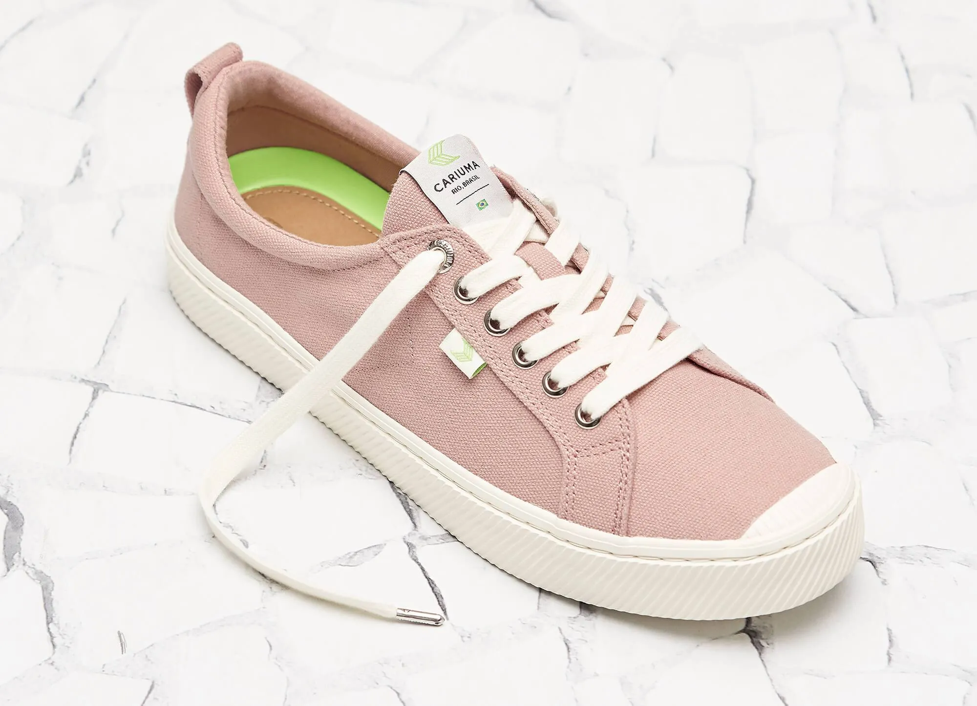 OCA Low Rose Canvas Sneaker Women